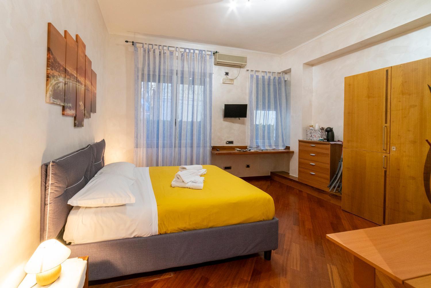 Appartamento Via Avvocata 10 Napoli Esterno foto